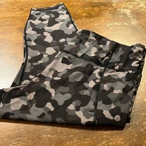 Athleta Gray Camo Leggings